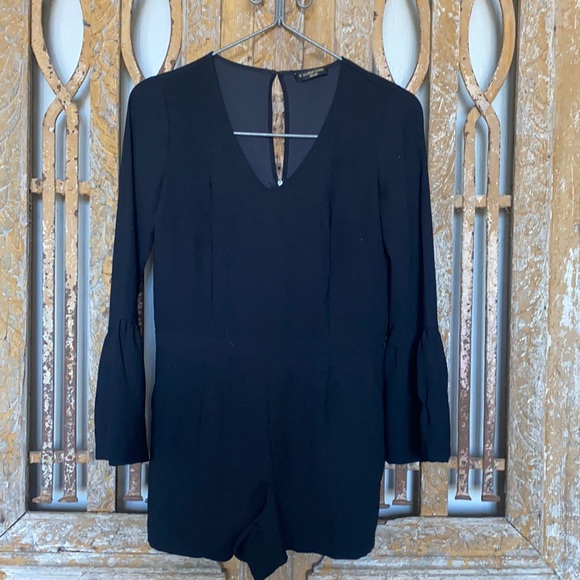 Massimo Fabbro Italy Ruffle Sleeve Romper MEDIUM ** EXCELLENT - Picture 1 of 6